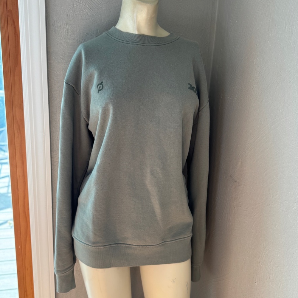 Peloton pullover sweatshirt olive green size Xs